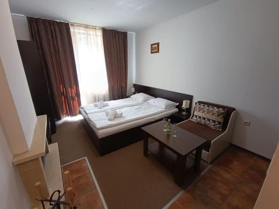 Студио В Хотел Мария Антоанета Bansko Exterior foto
